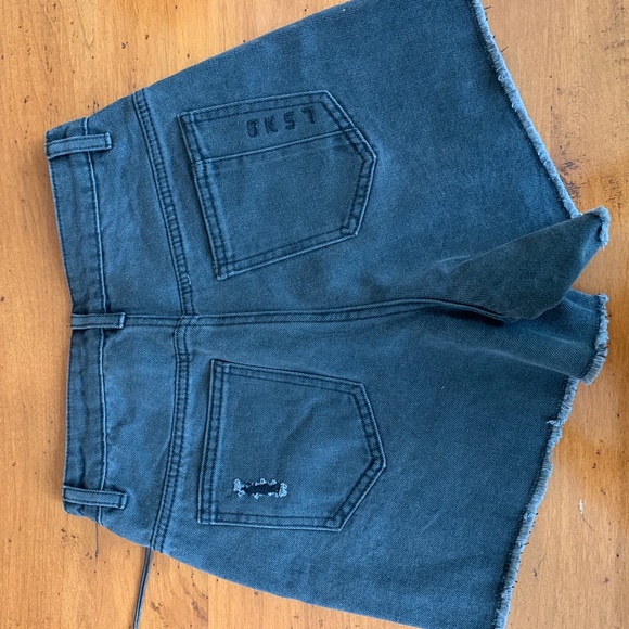 LSKD Women’s Shorts - Picture 6 of 6